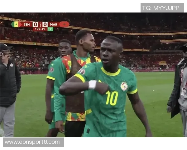 非洲多国足协联合反对非洲杯四年一届的决策引发争议