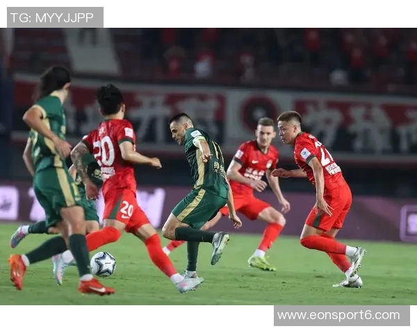 河南队足协杯决赛球衣曝光印有对阵信息与大象图腾设计引发热议