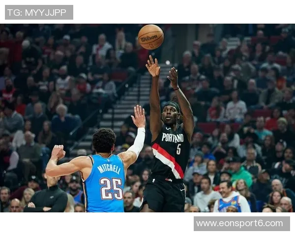 霍勒迪强调全力以赴的重要性称击败雷霆意义重大展现球队特质