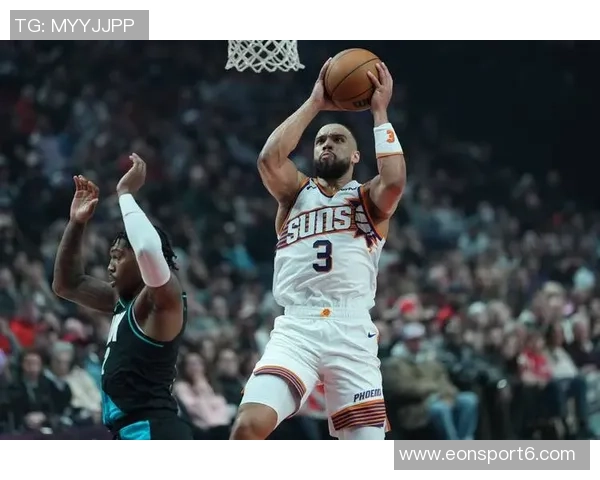 奥特调侃狄龙得分表现出色却未能抢下篮板引发热议