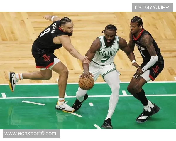 狄龙感慨杰伦格林遭遇髋部挫伤未能逆转局面令人惋惜 狄龙感慨杰伦格林遭遇髋部挫伤未能逆转局面令人惋惜