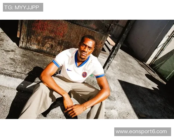 切尔西新赛季客场球衣设计曝光黑黄配色引发球迷热议